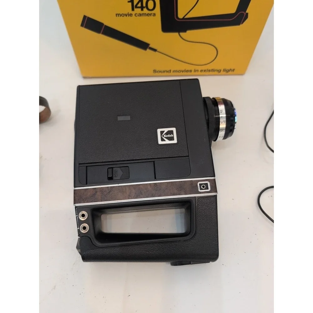 STUNNING Boxed Kodak Ektasound 140 Super 8 Camera Kit Vintage